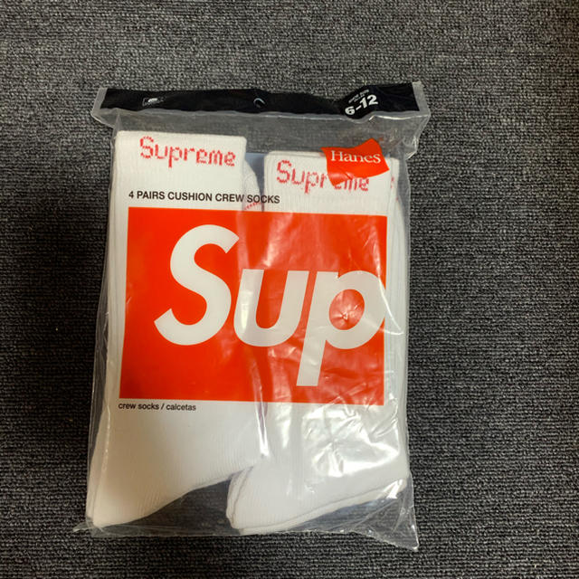 Supreme(シュプリーム)のSupreme  Hanes Crew Socks 4pair メンズのレッグウェア(ソックス)の商品写真