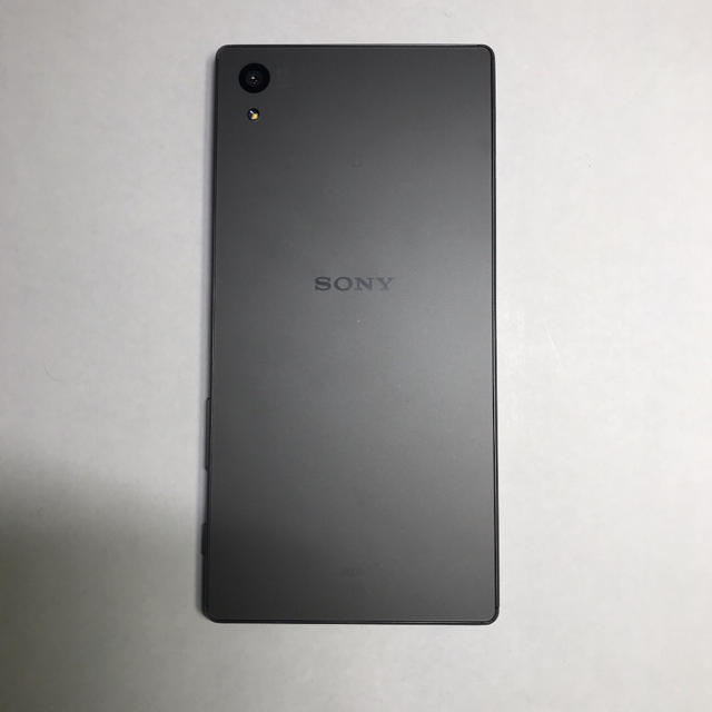 Xperia Z5 Black 32GB au SOV32