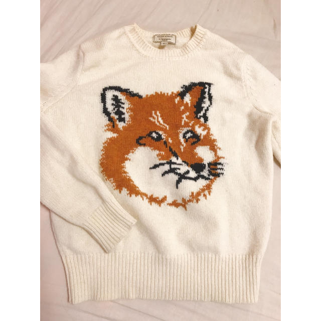 MAISON KITSUNE'(メゾンキツネ)のy様専用　メゾンキツネ  FOXHEAD ニット レディースのトップス(ニット/セーター)の商品写真