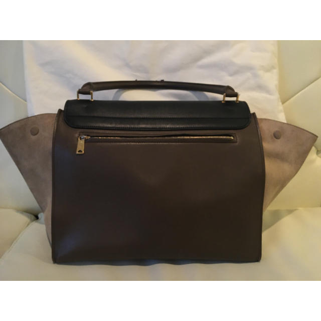 【セリーヌ 】【正規品】トラペーズ ベージュ×ブラウン (保存袋・カード付き) 【セリーヌ 】【正規品】トラペーズ ベージュ×ブラウン (保存袋・カード付き)