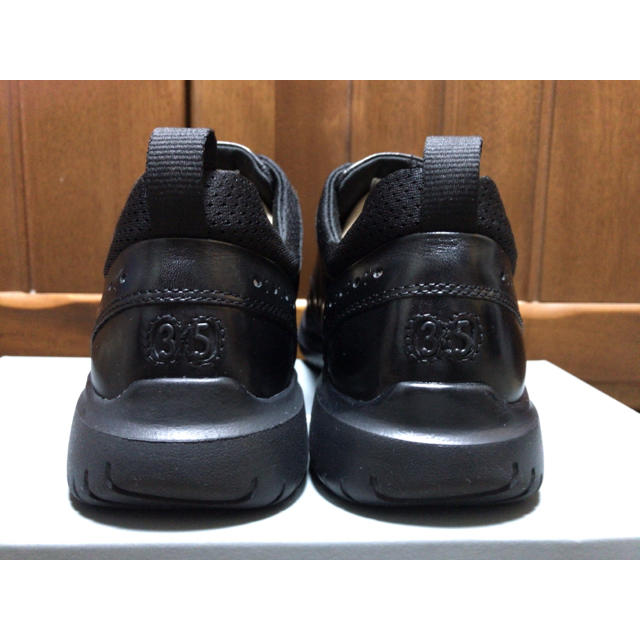 ROCKPORT(ロックポート)の【t様専用】新品★未使用★ROCKPORT★ロックポート★スニーカー★黒★43 メンズの靴/シューズ(ドレス/ビジネス)の商品写真