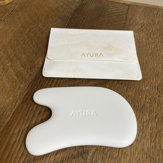 AYURA(アユーラ)の【mii様専用】アユーラ　カッサ　美品 コスメ/美容のスキンケア/基礎化粧品(フェイスローラー/小物)の商品写真