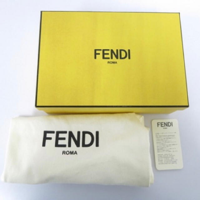 FENDI(フェンディ)のフェンディ FENDI クオイオローマ ペブルドレザー　ラウンドファスナー レディースのファッション小物(財布)の商品写真