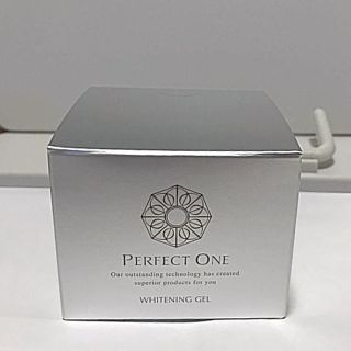 パーフェクトワン(PERFECT ONE)の【新品】パーフェクトワン　薬用ホワイトニングジェル75g(オールインワン化粧品)