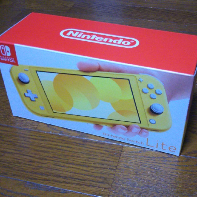 Nintendo Switch Lite イエロー