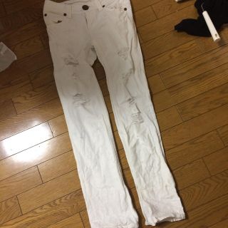 MURUA(デニム/ジーンズ ・ ホワイト/白色系)のフリマアイテム一覧 MURUA(デニム/ジーンズ ・ ホワイト/白色系)のフリマアイテム一覧
