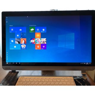 トウシバ(東芝)のi7 REGZA PC  デスクトップパソコン　D71/T7MB (デスクトップ型PC)