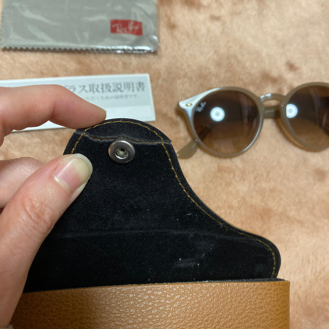 Ray-Ban(レイバン)のRay-Ban RB2180F レディースのファッション小物(サングラス/メガネ)の商品写真