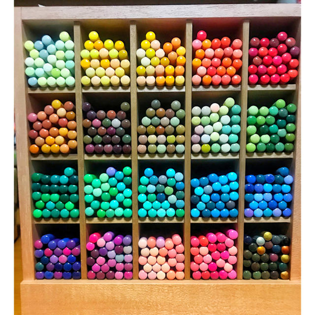 【年中無休】 【コテージローズ様専用】フェリシモ - FELISSIMO 500色の色鉛筆 コンプリートBOXセット  色鉛筆