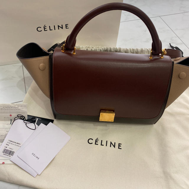 celine(セリーヌ)のセリーヌ　トラペーズ  スモールサイズ レディースのバッグ(ショルダーバッグ)の商品写真