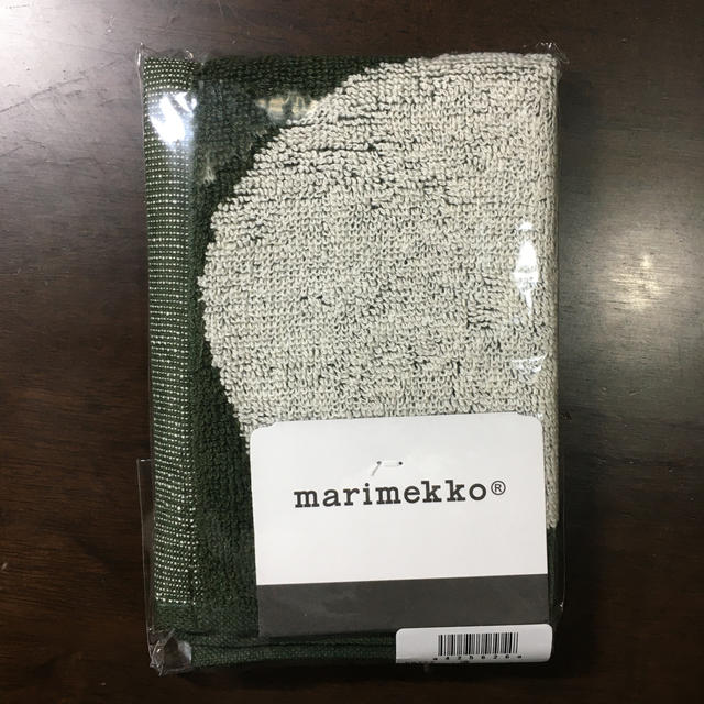 marimekko(マリメッコ)のマリメッコ　ミニタオル レディースのファッション小物(ハンカチ)の商品写真