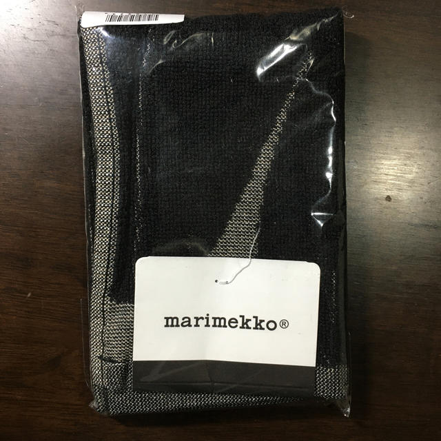 marimekko(マリメッコ)のマリメッコ　ミニタオル レディースのファッション小物(ハンカチ)の商品写真
