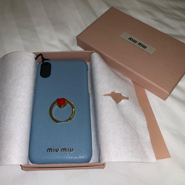 miumiu(ミュウミュウ)のmiumiu iPhoneケース スマホ/家電/カメラのスマホアクセサリー(iPhoneケース)の商品写真