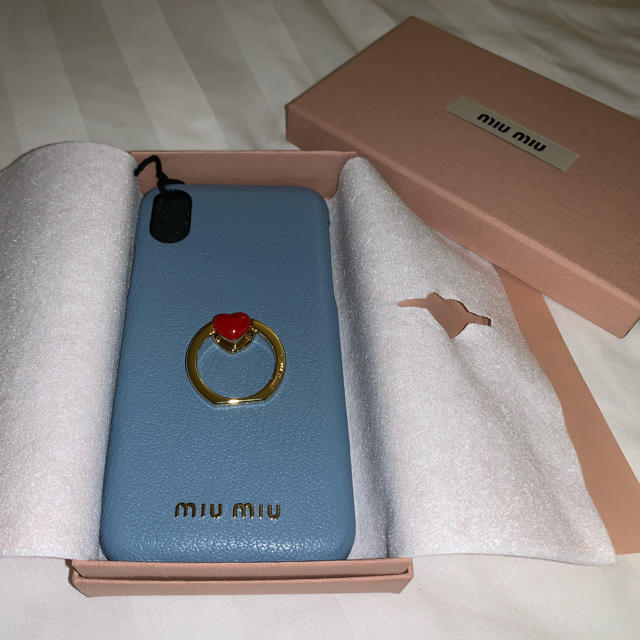 miumiu(ミュウミュウ)のmiumiu iPhoneケース スマホ/家電/カメラのスマホアクセサリー(iPhoneケース)の商品写真