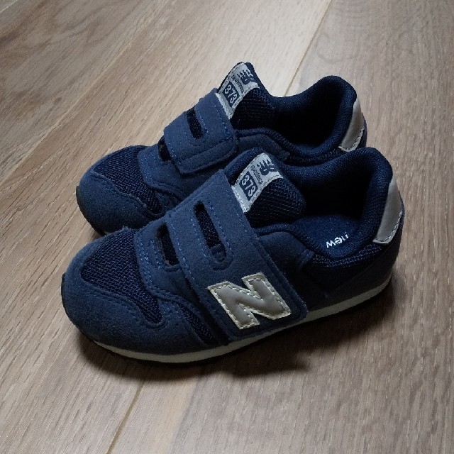 New Balance(ニューバランス)のnew balance 14.5 スニーカー キッズ ネイビー キッズ/ベビー/マタニティのキッズ靴/シューズ(15cm~)(スニーカー)の商品写真