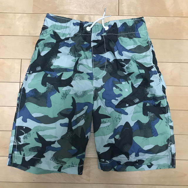 GAP(ギャップ)の140cm 男の子用水着 キッズ/ベビー/マタニティのキッズ服男の子用(90cm~)(水着)の商品写真