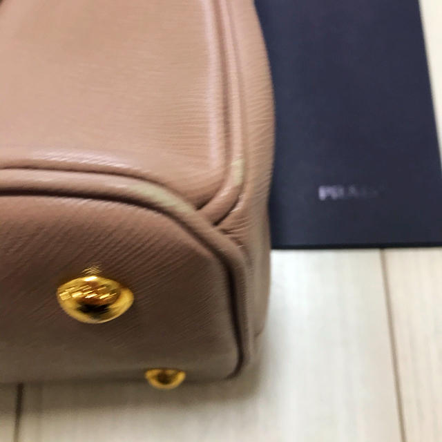 PRADA(プラダ)のまる様専用3/1まで！PRADAプラダ♡美品2wayバッグ レディースのバッグ(ハンドバッグ)の商品写真