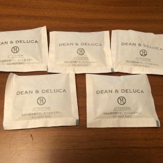 ディーンアンドデルーカ(DEAN & DELUCA)のDEAN & DELUCA 保冷剤✖️5個(弁当用品)