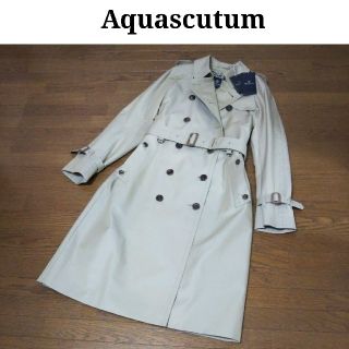 アクアスキュータム(AQUA SCUTUM)の新品タグ付きアクアスキュータムトレンチコート(トレンチコート)