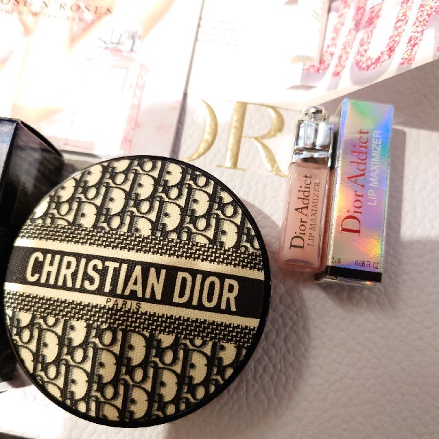 Christian Dior(クリスチャンディオール)の新品 ディオール マニア エディション 限定パッケージ  フォーエヴァー 2N コスメ/美容のベースメイク/化粧品(ファンデーション)の商品写真