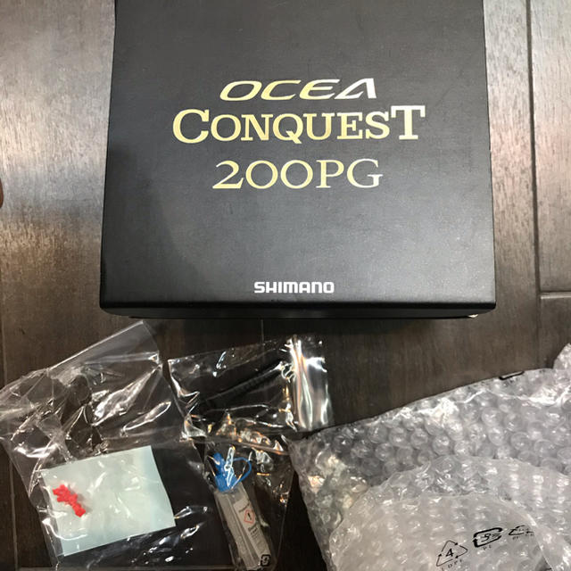 SHIMANO(シマノ)のカルカッタコンクエストPG 超美品 スポーツ/アウトドアのフィッシング(リール)の商品写真