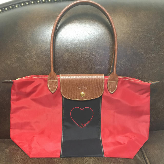 ロンシャン Longchamp カスタマイズバッグ 美品 Ｍサイズ