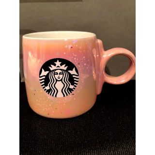 スターバックスコーヒー(Starbucks Coffee)の【たるちゃ様専用 】スターバックス　スタバ　マグカップ　ブリリアント ピンク (グラス/カップ)