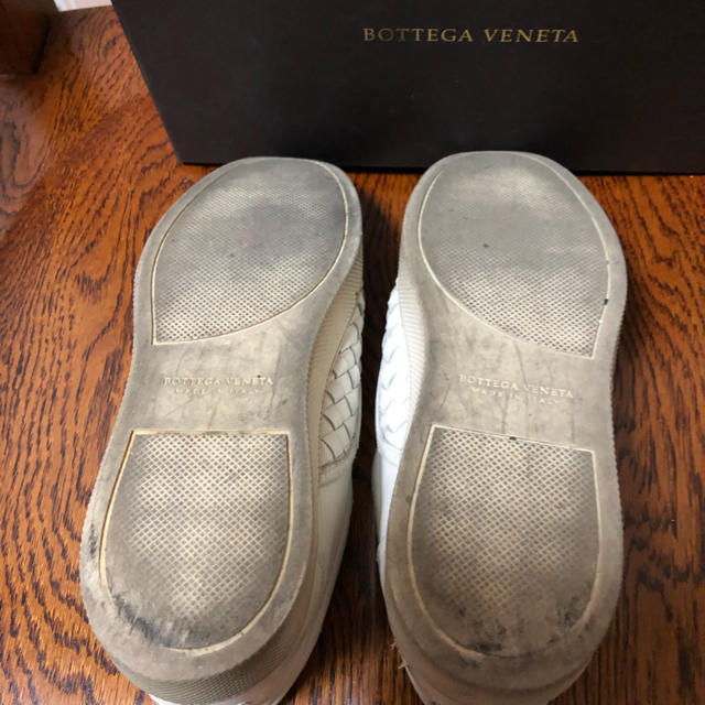 Bottega Veneta(ボッテガヴェネタ)の春はホワイトスニーカー☆ボッテガヴェネタ☆スリッポン☆スニーカー☆ HAWAII レディースの靴/シューズ(スニーカー)の商品写真