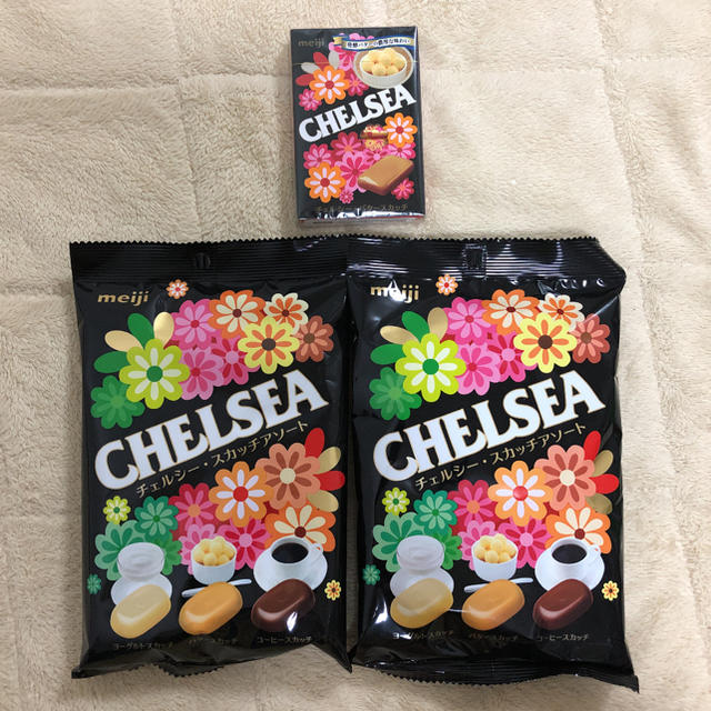 明治(メイジ)の明治　チェルシー　飴　セット 食品/飲料/酒の食品(菓子/デザート)の商品写真