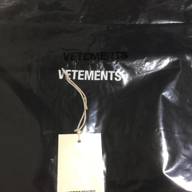 メンズvetements  ロゴtシャツ