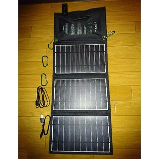 ソーラー充電器 RAV Power RP-PC008(バッテリー/充電器)
