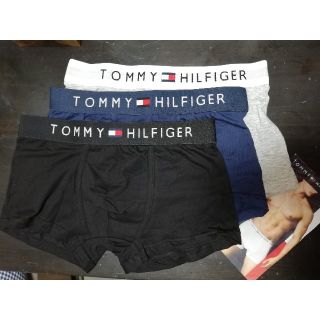 トミーヒルフィガー(TOMMY HILFIGER)のTOMMY HILFIGER
ボクサーパンツ
Lサイズ
3枚組

新品未使用品に(ボクサーパンツ)