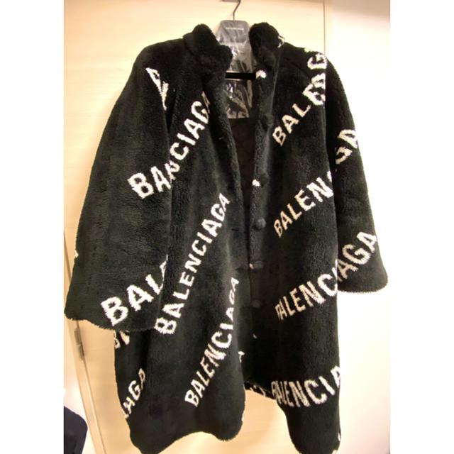 BALENCIAGA コート