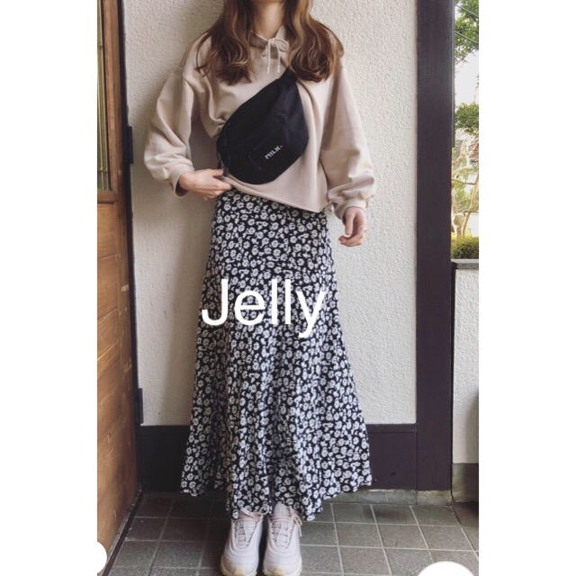 ZARA - 【タグ付き新品】ザラ フラワー 花柄 プリント フレア スカートの通販 by Jelly's shop｜ザラならラクマ