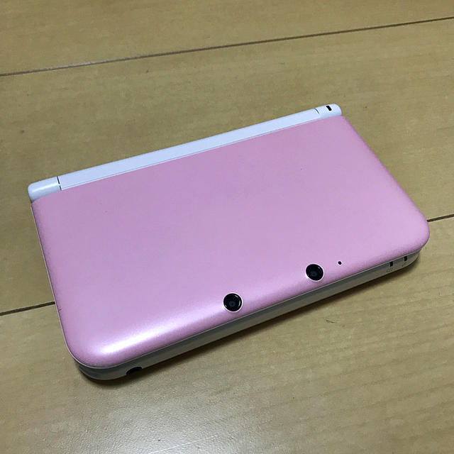 ニンテンドー3DS(ニンテンドー3DS)の任天堂 3DS LL 本体 ピンク エンタメ/ホビーのゲームソフト/ゲーム機本体(携帯用ゲーム機本体)の商品写真