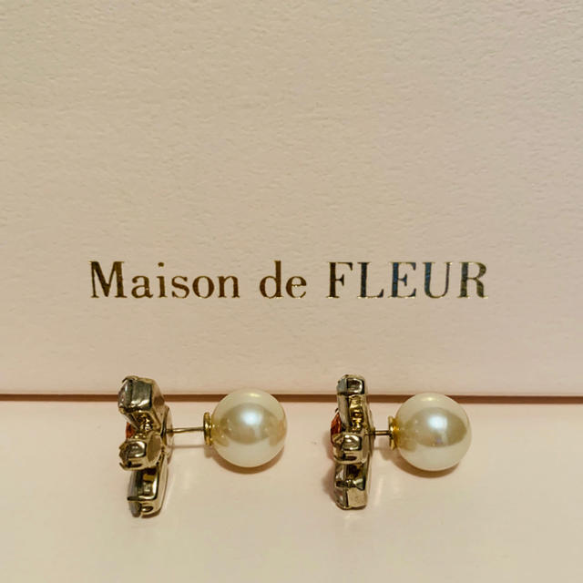 Maison de FLEUR(メゾンドフルール)の【未使用】Maison de FLEUR ビジューピアス レディースのアクセサリー(ピアス)の商品写真
