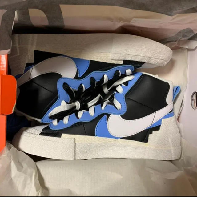 sacai(サカイ)の23.5 nike sacai blazer mid ナイキ サカイ ブレーザー レディースの靴/シューズ(スニーカー)の商品写真