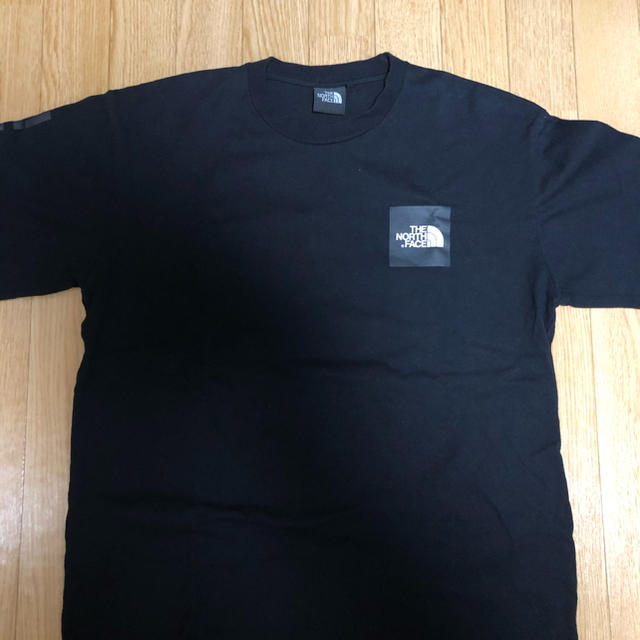 THE NORTH FACE(ザノースフェイス)のスクエアロゴティー　 メンズのトップス(Tシャツ/カットソー(七分/長袖))の商品写真