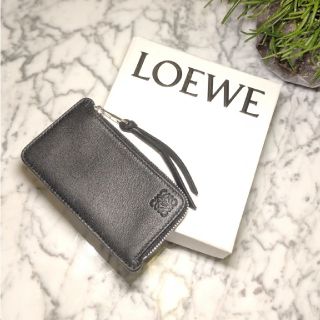 ロエベ(LOEWE)の【新品】LOEWE フラグメントケース カード/コインケース ゴールドシルバー (コインケース)