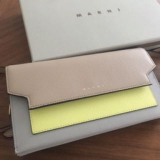 Marni - 【mana様 専用】マルニ ショルダーウォレット 財布の通販 by