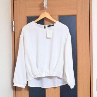 ダブルクローゼット(w closet)の新品タグ付き！w closet ブラウス(シャツ/ブラウス(長袖/七分))