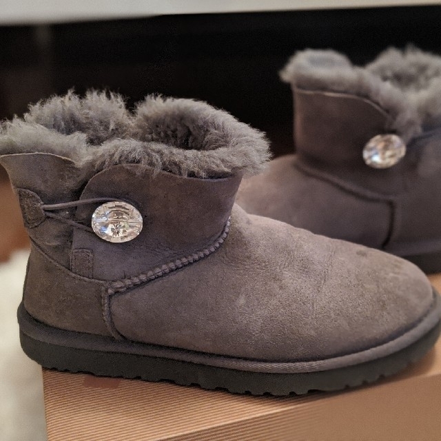 UGG / MINI BAILEY BUTTON BLING