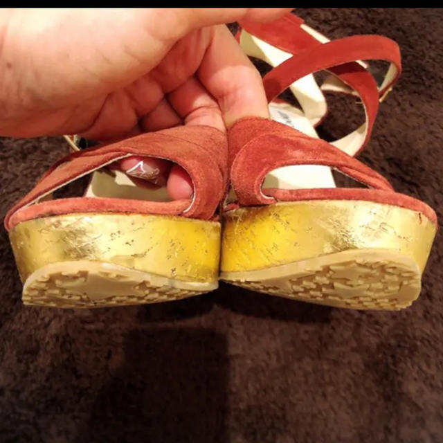 JIMMY CHOO(ジミーチュウ)のジミーチュウ サンダル ウェッジ プラットフォーム 38 ブラウン ヒール レディースの靴/シューズ(サンダル)の商品写真