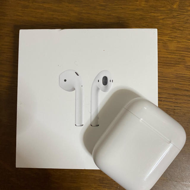 Apple AirPods2ヘッドフォン/イヤフォン