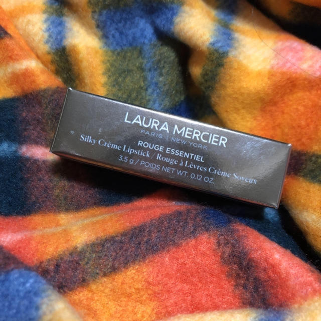 laura mercier(ローラメルシエ)の新品未使用　ローラメルシェ　シルキークリーム　リップスティック　05 コスメ/美容のベースメイク/化粧品(口紅)の商品写真