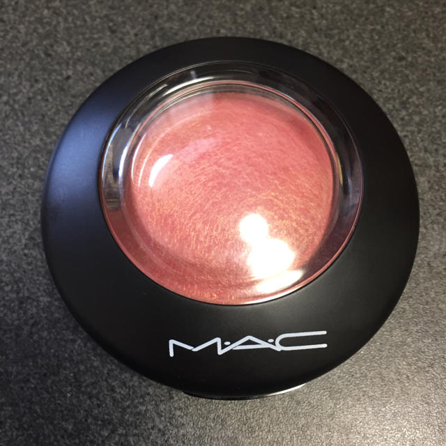 MAC(マック)の再出品 MACチーク 大人気ペタルパワー コスメ/美容のベースメイク/化粧品(チーク)の商品写真