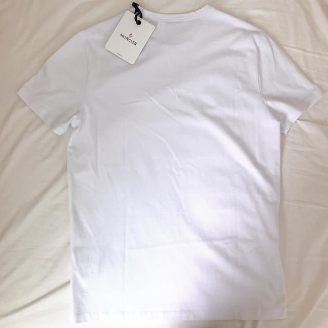 MONCLER(モンクレール)のsakura45様専用❤️新品❤️MONCLER モンクレール　Tシャツ メンズのトップス(Tシャツ/カットソー(半袖/袖なし))の商品写真