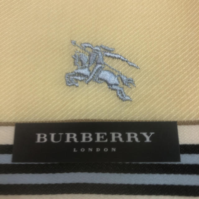 Burberry バーバリー ロンドン ハンカチ メンズ Burberry London 春色の通販 By こきりこ節の店 バーバリーならラクマ