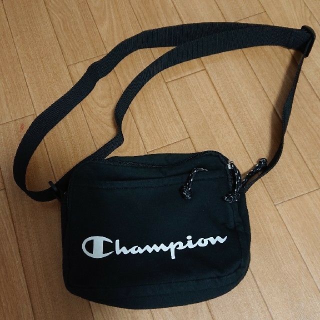 しまむら(シマムラ)のChampion ショルダーバッグ レディースのバッグ(ショルダーバッグ)の商品写真