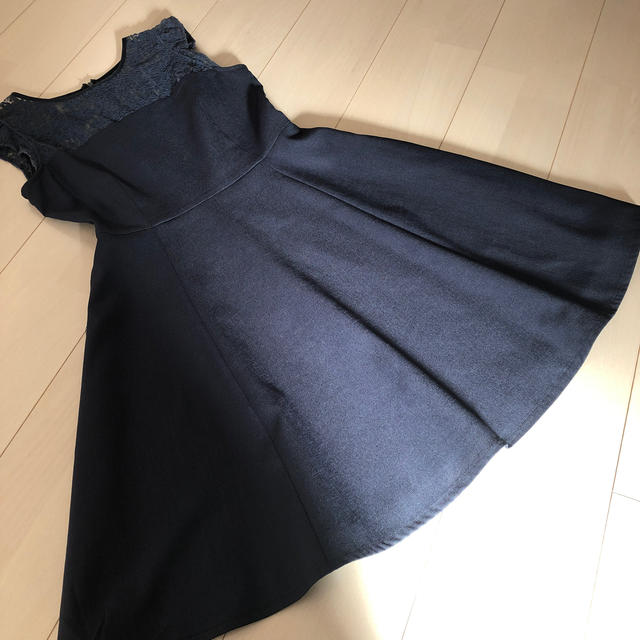 JILL by JILLSTUART(ジルバイジルスチュアート)の美品JILL BY JILLSTUARTの切り替えワンピース レディースのワンピース(ひざ丈ワンピース)の商品写真